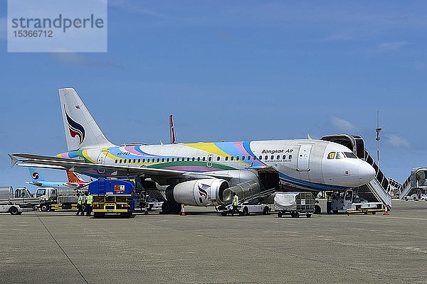 Airbus A319-100 Bangkok Air auf dem Flughafen Malé  Malediven  Asien
