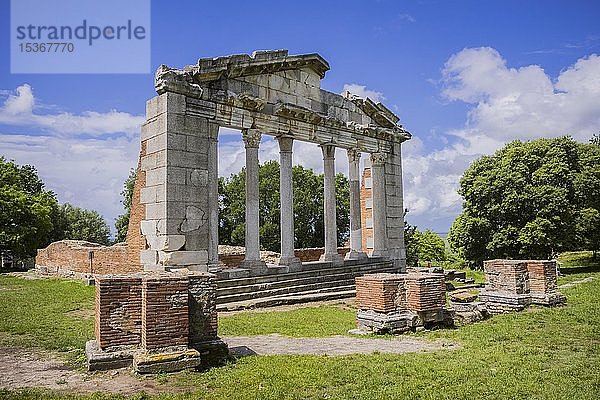 Ruine eines dorischen Buleuterions  ehemalige Aula  Ruinen  Apollonia  Vlora  Vlorë  Albanien  Europa