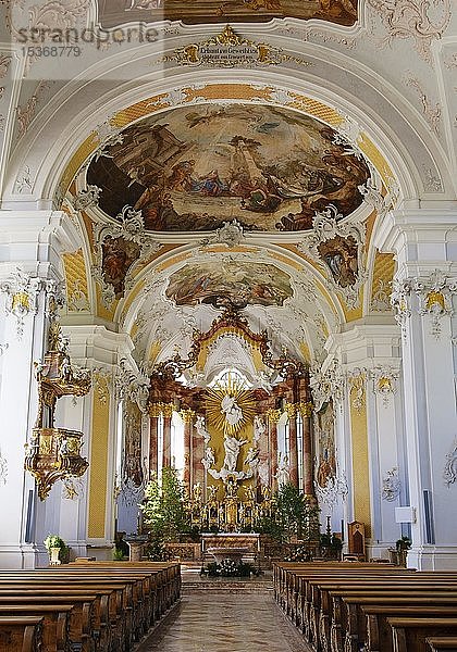 Chorraum  Klosterkirche  Abtei St. Georgenberg-Fiecht  Vomp  Inntal  Tirol  Österreich  Europa