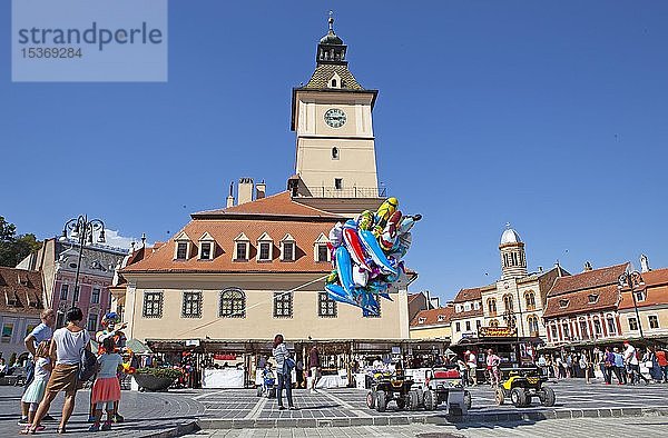 Historisches Museum oder ehemaliges Rathaus auf dem Marktplatz  Altstadt  Kronstadt  Siebenbürgen  Rumänien  Europa