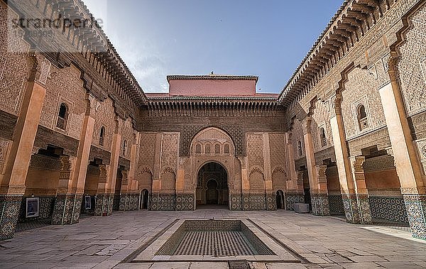 Innenhof  Ben Youssef Madrasa  Marrakesch  Marokko  Afrika