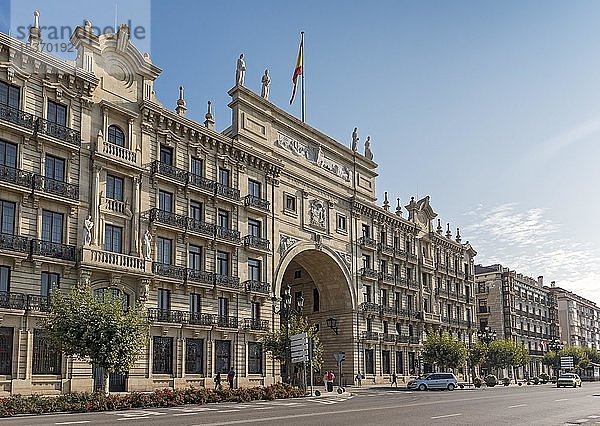 Gebäude des Hauptsitzes der Bank von Santander  Banco de Santander  Spanien  Europa