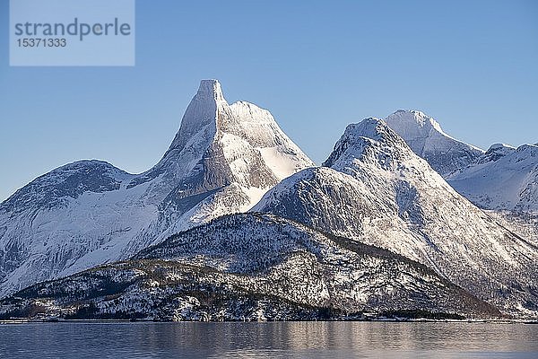 Stetind  Norwegischer Nationalberg  Tysfjord  Nordland  Norwegen  Europa