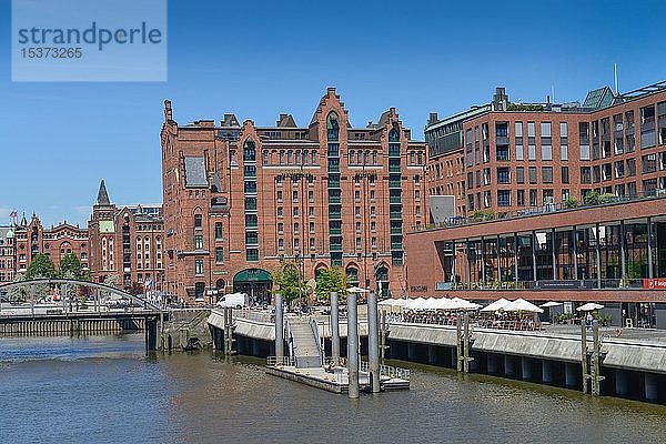 Historische Backsteinbauten am Magdeburger Hafen  Elbtorquartier  Hafencity  Hamburg  Deutschland  Europa