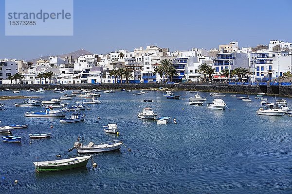 Fischerboote  Lagune Charco de San Gines  Arrecife  Lanzarote  Kanarische Inseln  Spanien  Europa