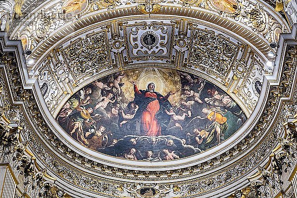 Gemälde in der Apsis  Mariä Himmelfahrt  Basilika Santa Maria Maggiore  Altstadt  Bergamo  Lombardei  Italien  Europa