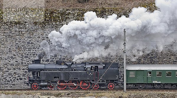 Historische Dampflokomotive auf der Kronprinz-Rudolf-Bahn  Reichraming  Oberösterreich  Österreich  Europa