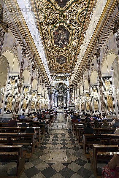 Kathedrale St. Andreas  Innenraum  Dom von Amalfi  Italien  Europa