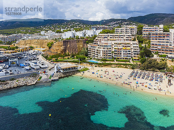 Spanien  Balearen  Mallorca  Luftaufnahme von Portals Nous  Strand Platja de S'Oratori und Illa d'en Sales