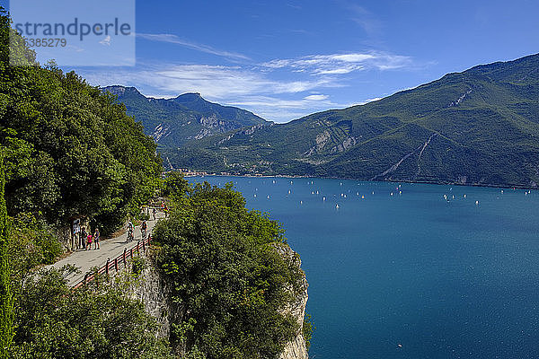 Italien  Trentino  Gardasee  Riva del Garda und Torbole