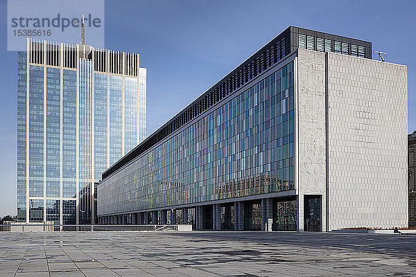 Belgien  Brüssel  Place du Congres  modernes Bürogebäude