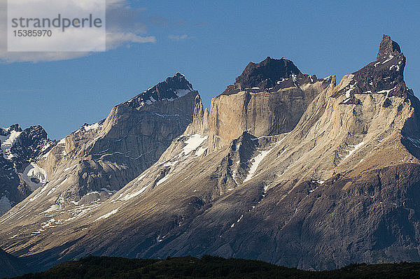 Chile  Patagonien  Nationalpark Torres del Paine  Berglandschaft
