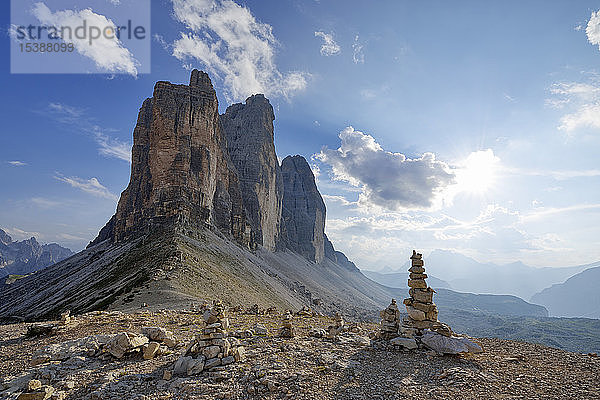 Italien  Sextner Dolomiten  Drei Zinnen  Steinmännchen  Naturpark Drei Zinnen  Unesco-Weltnaturerbe