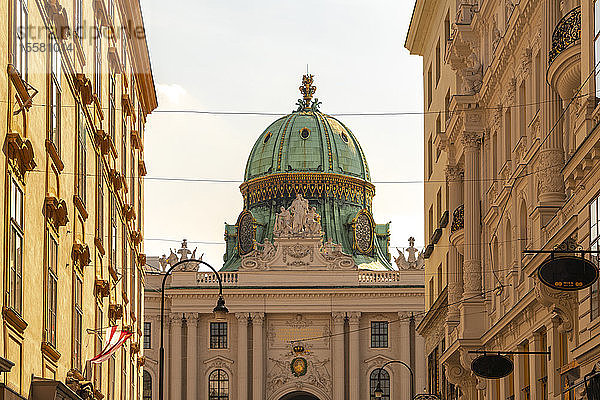 Außenansicht der Hofburg in Wien  Österreich