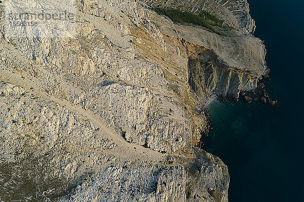 Luftaufnahme des Seeberges auf der Insel Krk  Kroatien