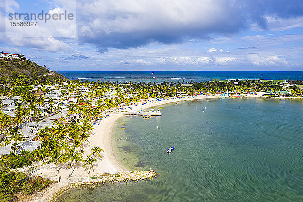 Luftaufnahme einer Drohne von St. James Bay  Antigua  Antigua und Barbuda  Leeward-Inseln  Westindien  Karibik