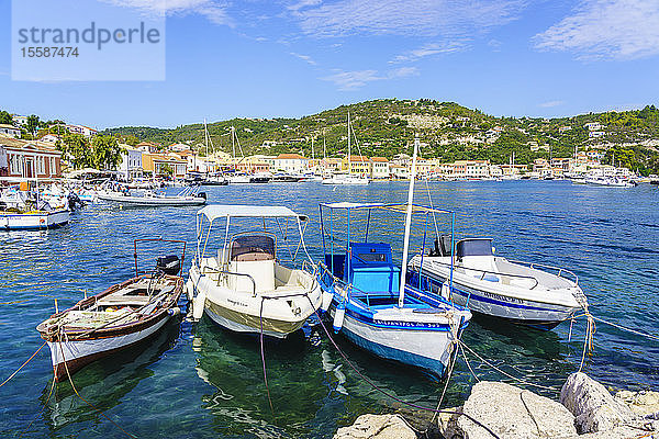 Die hübsche Stadt Gaios  der wichtigste Hafen auf der Insel  Paxos  Ionische Inseln  Griechische Inseln  Griechenland