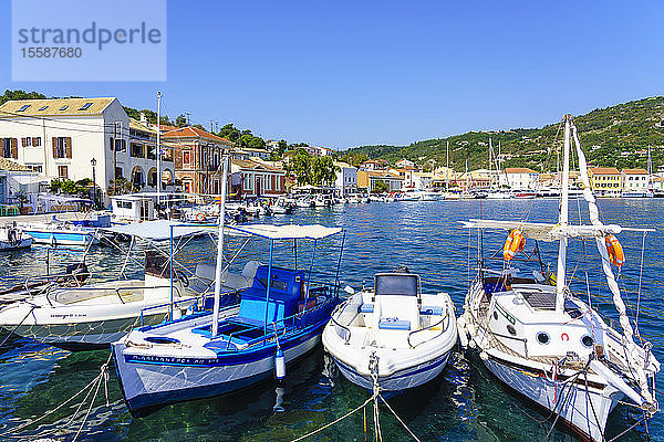 Die hübsche Stadt Gaios  der wichtigste Hafen auf der Insel  Paxos  Ionische Inseln  Griechische Inseln  Griechenland