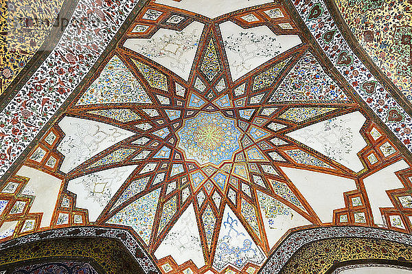 Fin Garden  Kushak-Pavillon  Detail der Decke  UNESCO-Weltkulturerbe  Kashan  Provinz Isfahan  Islamische Republik Iran