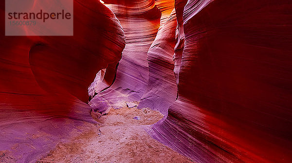 Lower Antelope Canyon; Arizona  Vereinigte Staaten von Amerika