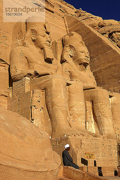 Der Große Tempel von Ramses Ii  Abu Simbel  Ägypten