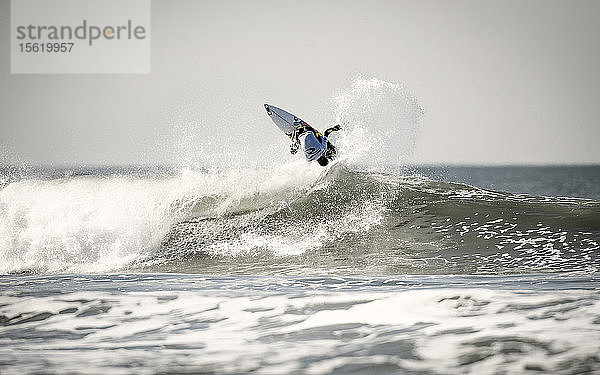 surfer luftaufnahme in san francisco kalifornien