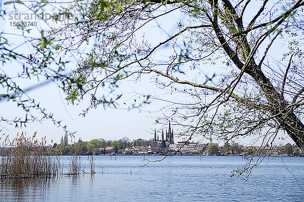 Deutschland  Brandenburg  Werder  Panoramablick auf den Großen Zernsee