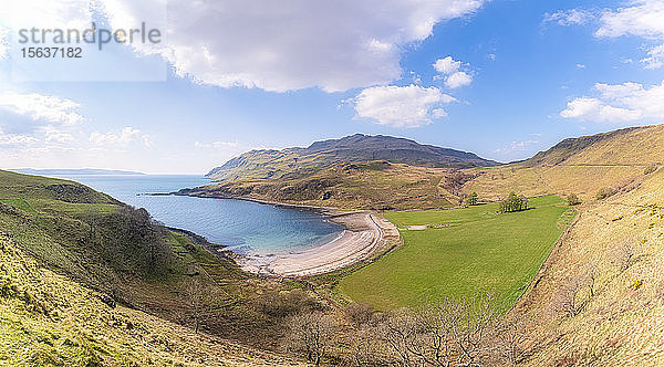 Szenische Ansicht des Strandes von Ardslignish gegen den Himmel  Acharacle  Ardnamurchan  Schottland  Großbritannien