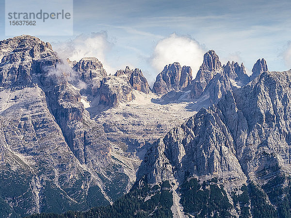 Blick auf die Adamello-Alpen  Italien