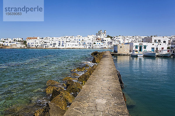 Wellenbrecher  Alter Hafen von Naoussa; Naoussa  Insel Paros  Kykladen  Griechenland