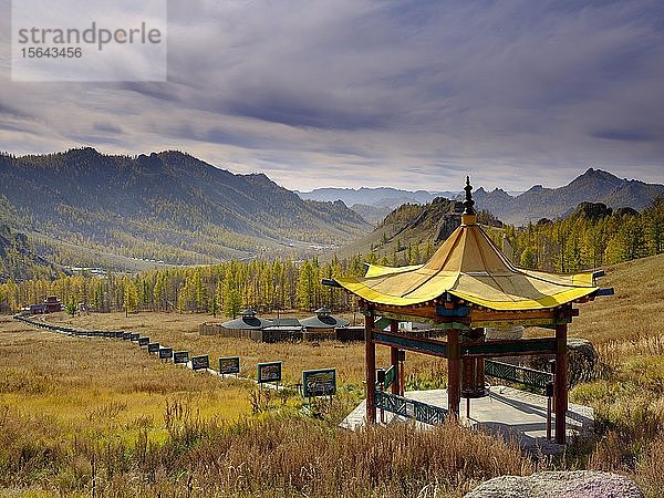 Meditationszentrum des Aryapala-Tempels  Gorchi-Terelj-Nationalpark  Ulan Bator  Mongolei  Asien