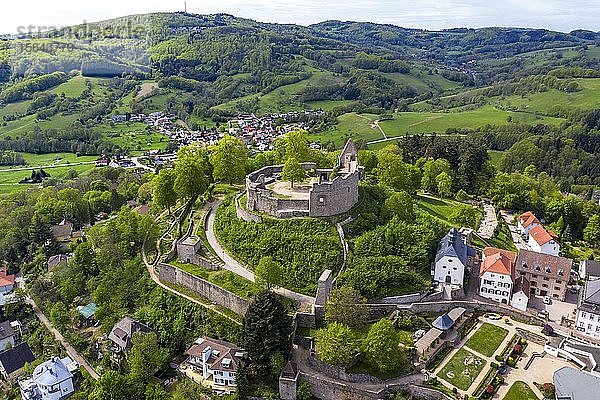 Luftaufnahme von Schloss Lindenfels und der mittelalterlichen Stadt Lindenfels  Bergstraße  Hessen  Deutschland  Europa