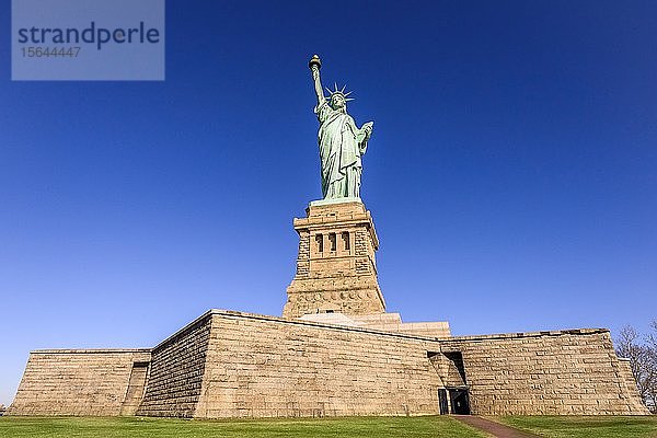 Freiheitsstatue  Freiheitsstatue National Monument  Liberty Island  New York City  New York  USA  Nordamerika
