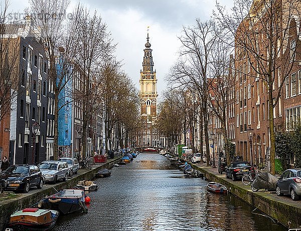Zuiderkerk  Kirche  Gracht mit Booten  Groenburgwal  Amsterdam  Holland  Niederlande