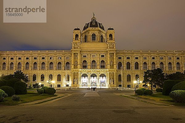 Naturhistorisches Museum  Nachtaufnahme  Maria-Theresien-Platz  Wien  Österreich  Europa