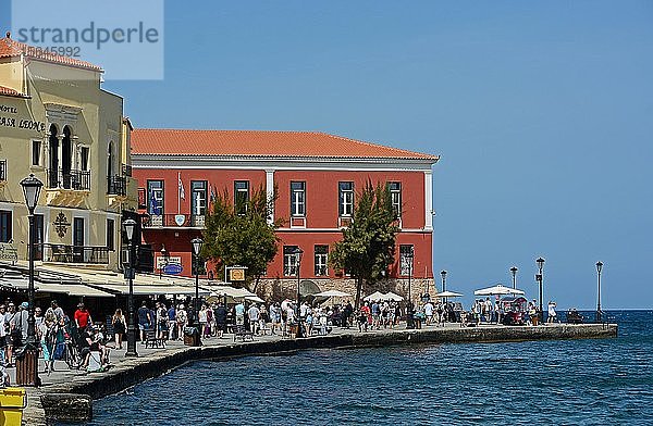 Venezianischer Hafen  Altstadt  Chania  Kreta  Griechenland  Europa