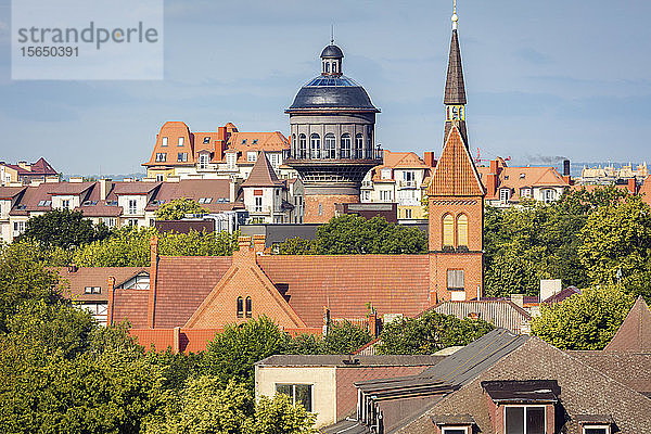 Stadtbild mit alten Gebäuden in Zelenogradsk  Russland