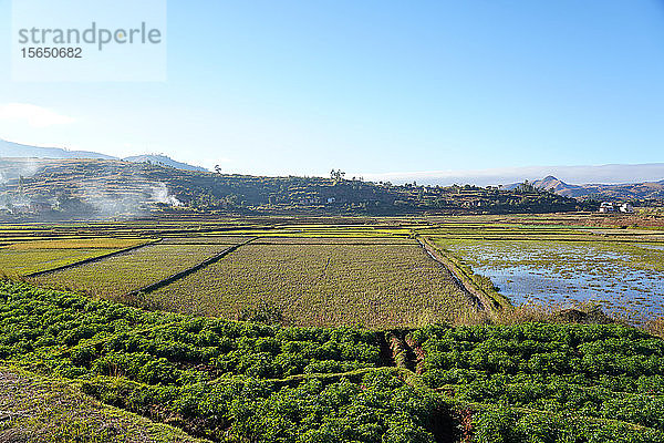 Landschaft an der RN34 in der Nähe von Antsirabe  Zentralmadagaskar