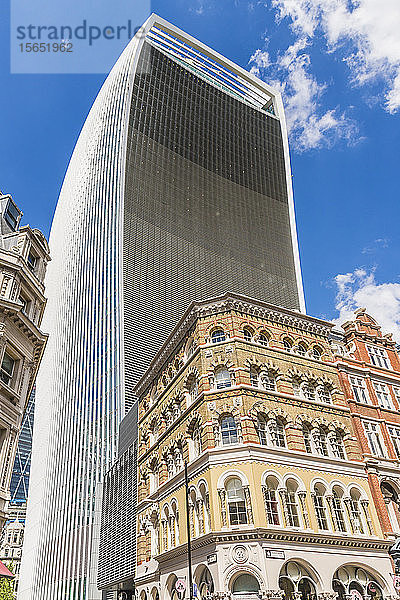20 Fenchurch Building (das Walkie Talkie Gebäude)  City of London  London  England  Vereinigtes Königreich