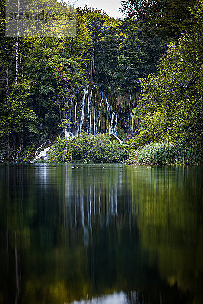 Wasserfall im Nationalpark Plitvicer Seen