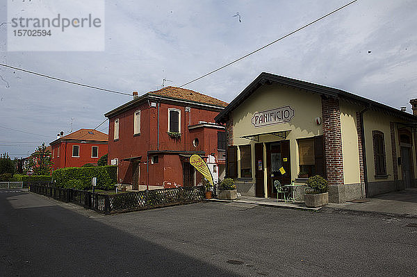 Europa  Italien  Lombardei  Arbeiterdorf Crespi d'Adda  Unesco-Kulturerbe  Bäckerei