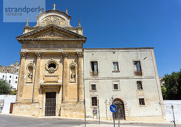 Italien  Apulien  Ostuni  Kirche Madonna del Carmine