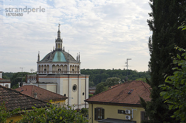 Europa  Italien  Lombardei  Arbeiterdorf Crespi d'Adda  Unesco-Kulturerbe  Pfarrkirche