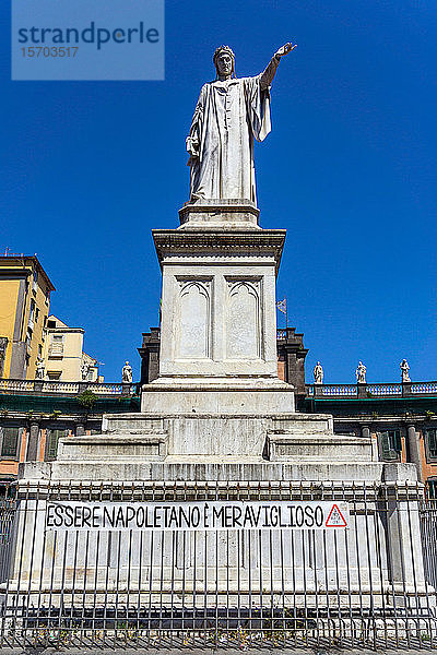 Italien  Kampanien  Neapel  Dante-Platz  Skulptur von Dante Alighieri