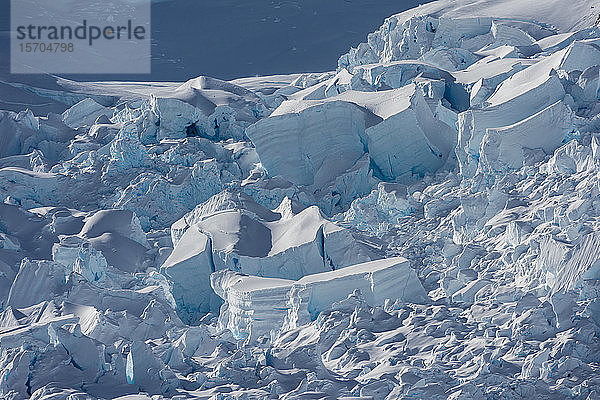 Eisdetails  Paradies Bucht  Antarktis