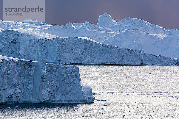 Eisberge  Ilulissat-Eisfjord  Grönland
