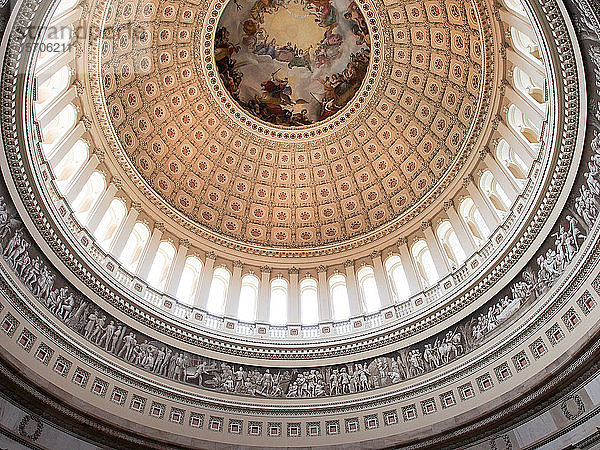 Rotunde des U.S. Capitol Building  Washington  DC  Vereinigte Staaten von Amerika  Nordamerika