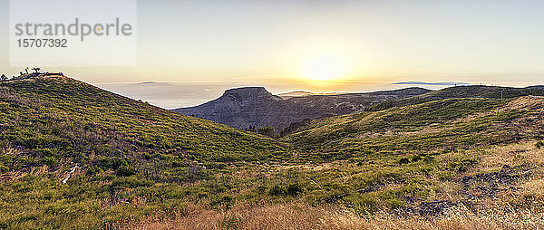 Spanien  Kanarische Inseln  La Gomera  Panorama des Tafelbergs bei Sonnenuntergang