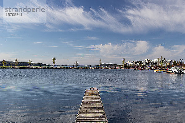 Finnland  Lahti  Lakeshore-Anlegestelle im Frühling