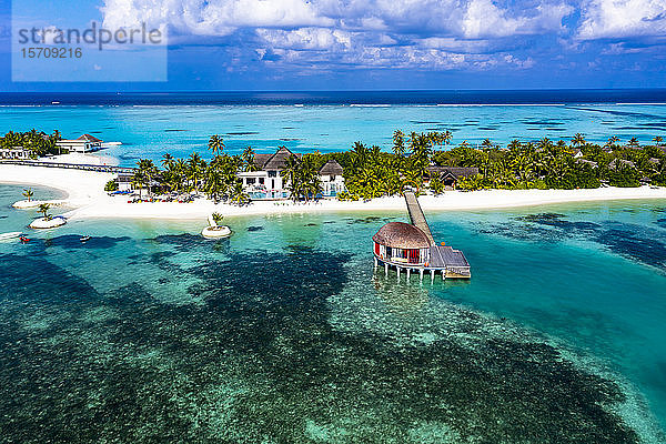 Malediven  Süd Male Atoll  Kaafu Atoll  Luftaufnahme der Resorts